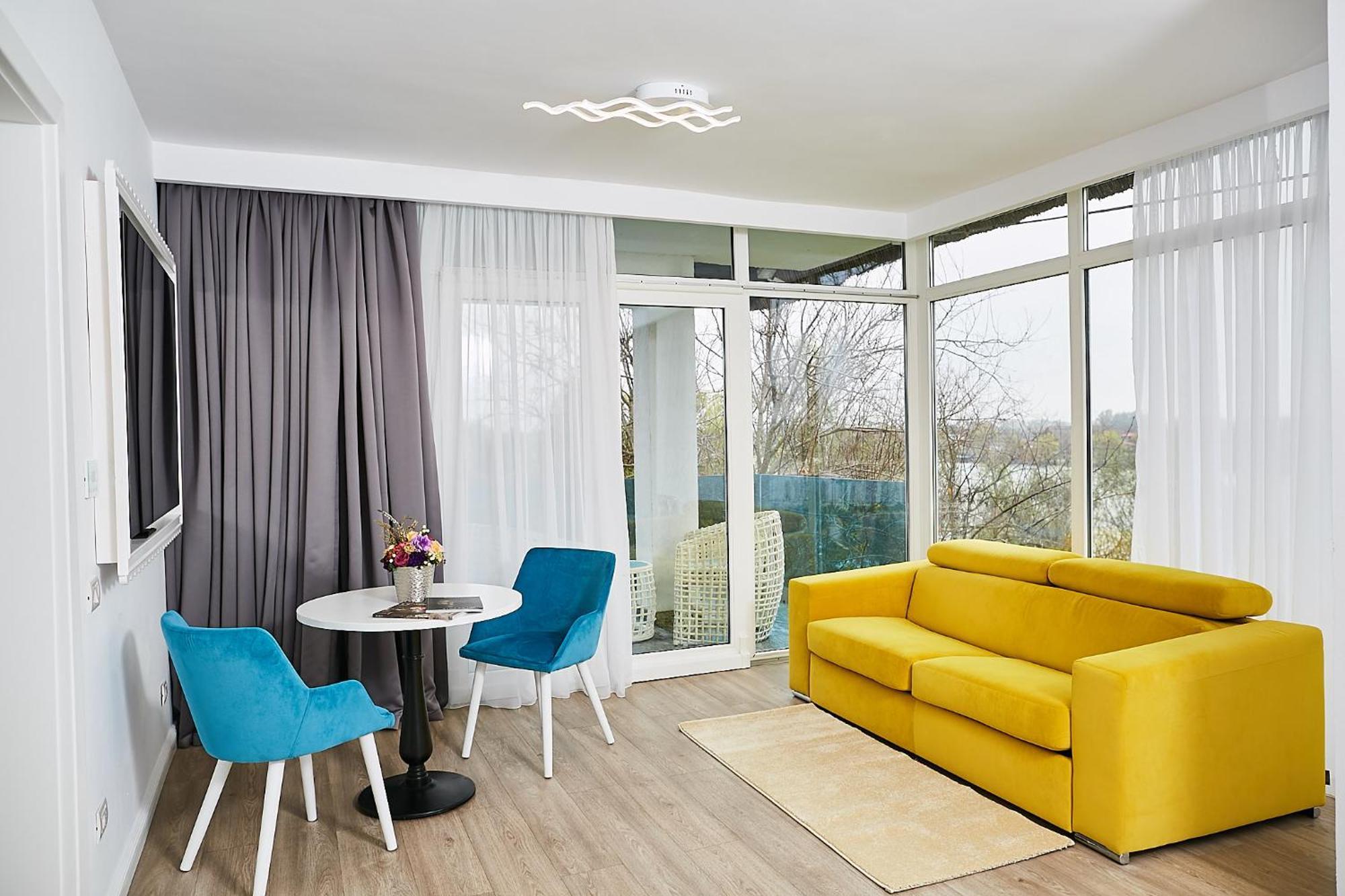 Lebada Luxury & 5* Crisan (Tulcea)